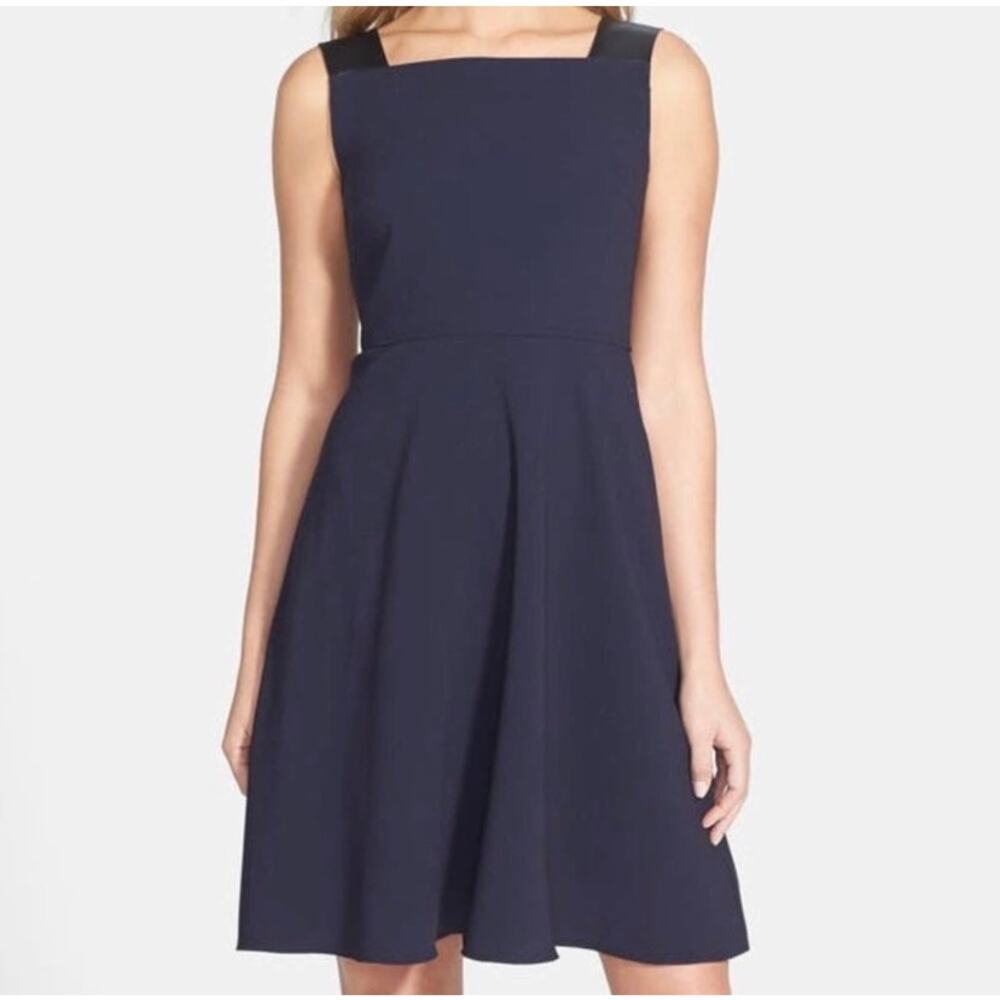 Elie Tahari Shira fit & flare dress women’s size 6 navy blue lamb leather strap